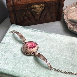 Embroidered Bracelet🦋 new